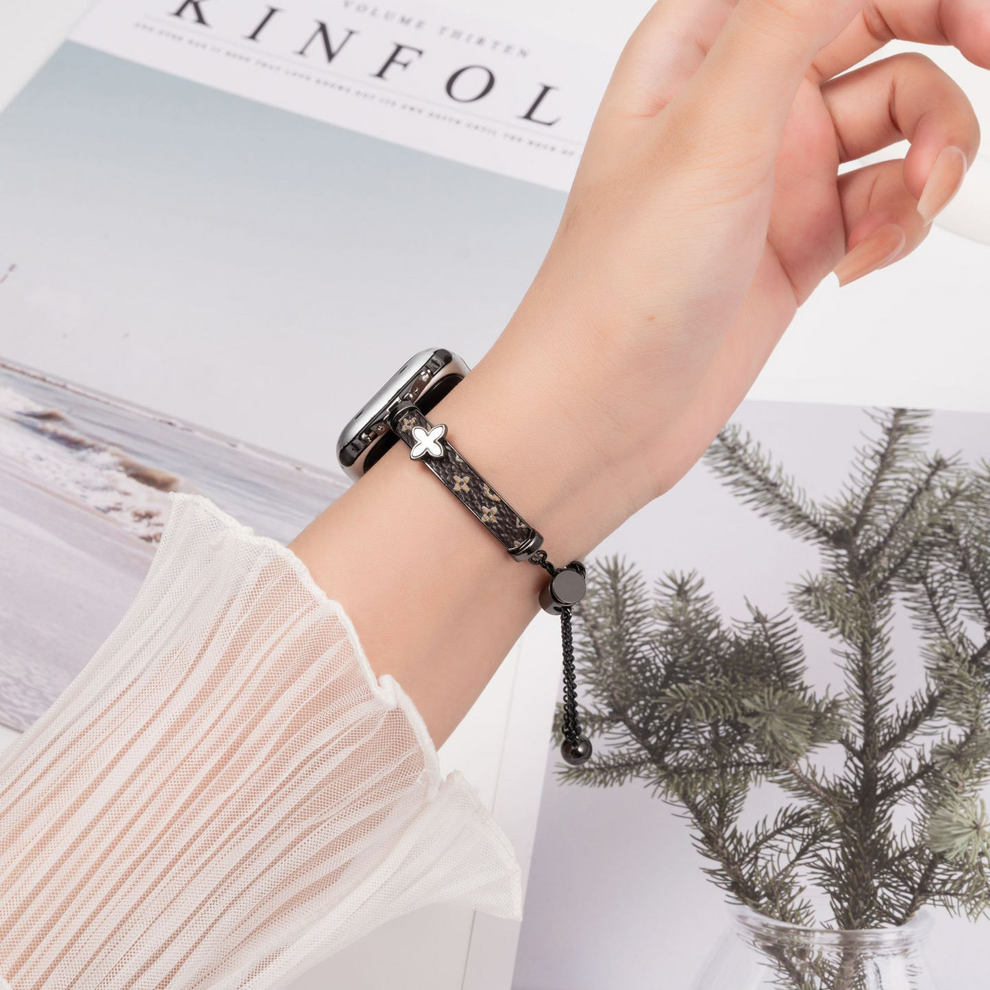 Four-Leaf Clover Chain Bracelet Band for Apple Watch