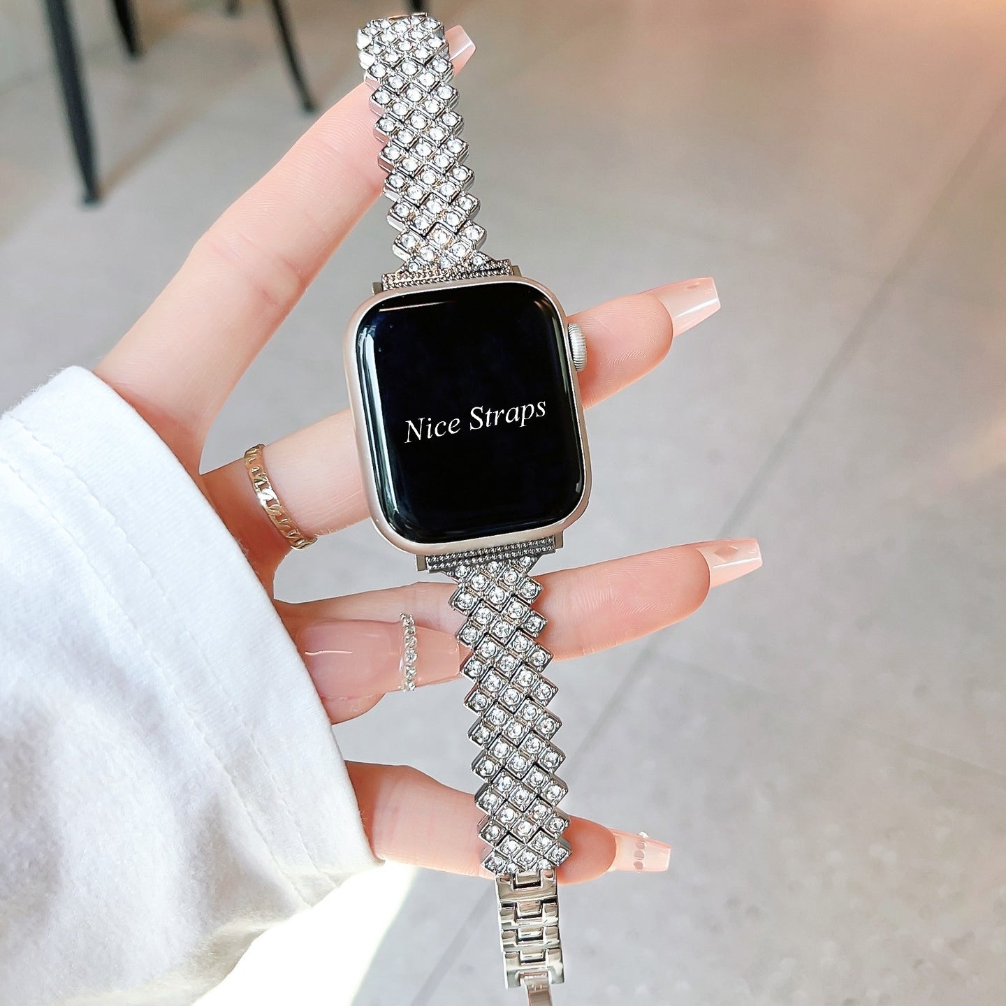 Diamond-Cut Rhombus Metal Watch Band