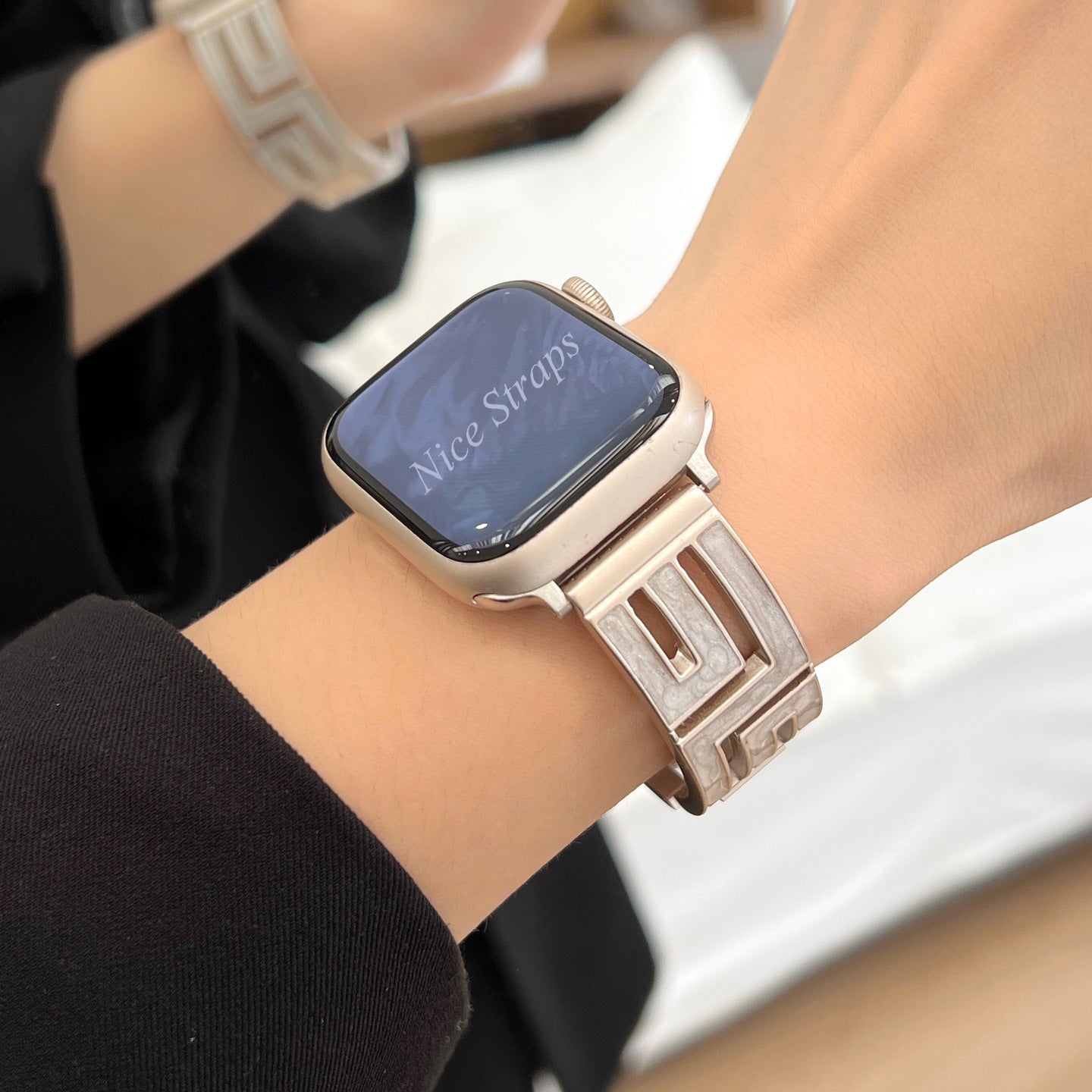Hollowed-Out Geo Metal Touch Watch Band
