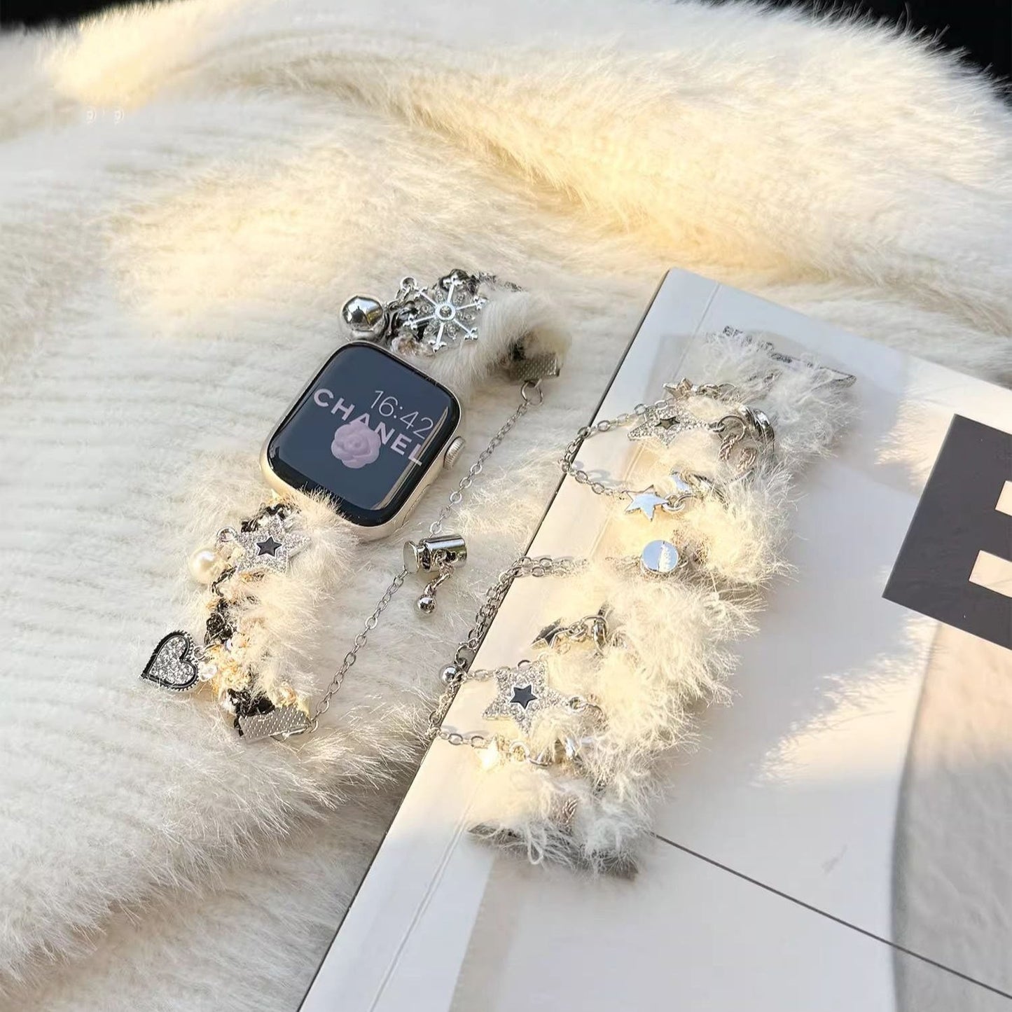 Unique Furry Metal Band with Pearl stars Embellished for Women Compatible for iWatch SE Series 9 8 7 6 5 4 3 2 1